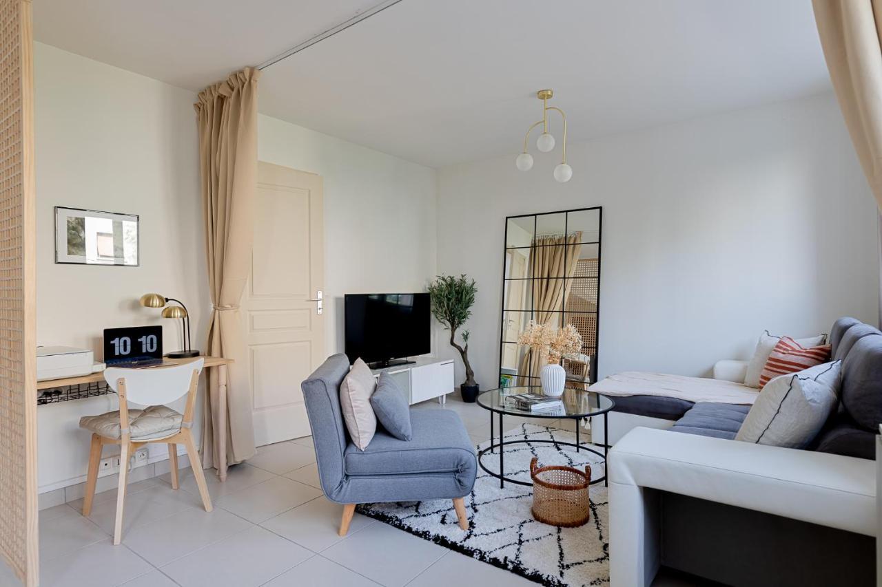 Appartement Spacieux 1 Chambre Parking Gratuit 발랑스 외부 사진